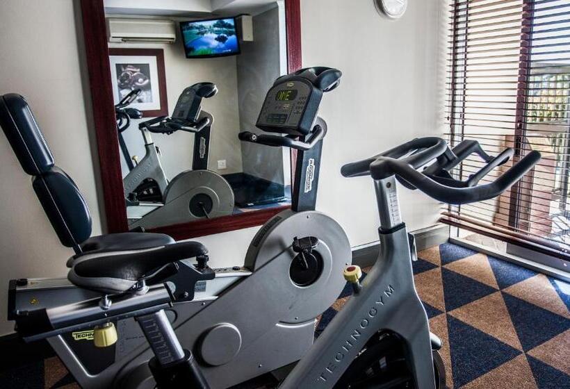 فندق Garden Court East London