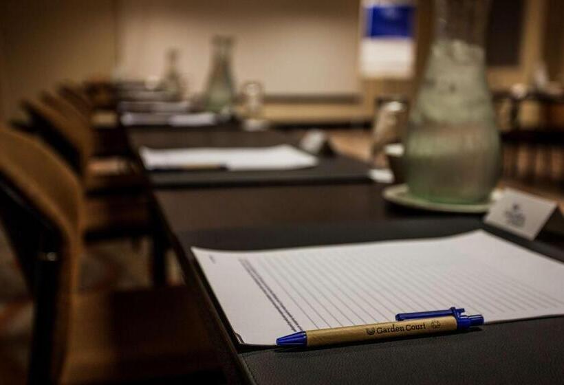 فندق Garden Court East London