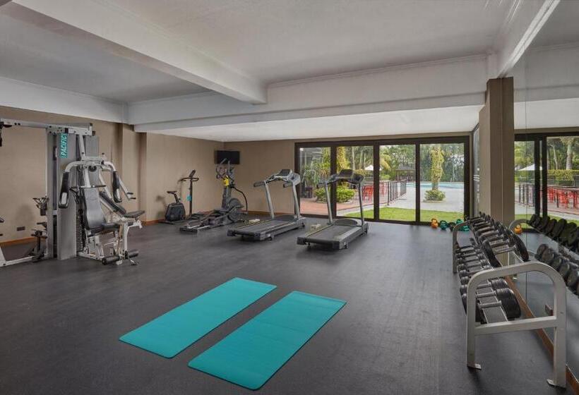 酒店 Holiday Inn & Suites Batangas Limapark, An Ihg