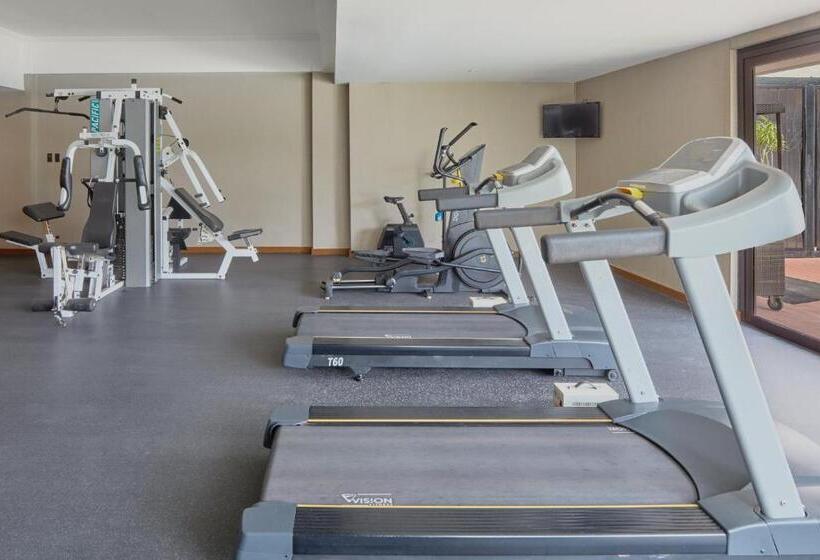 酒店 Holiday Inn & Suites Batangas Limapark, An Ihg