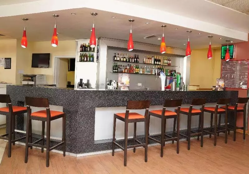 هتل Ibis Lagos Airport