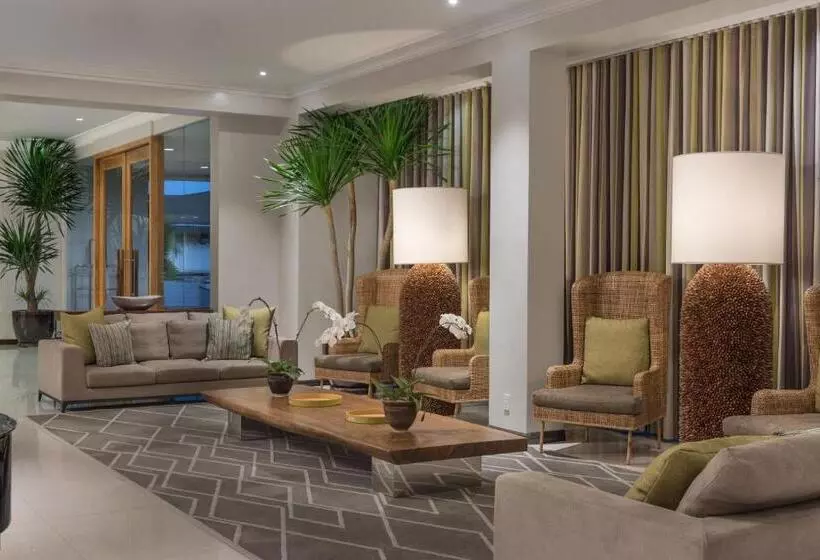 Hotel Holiday Inn & Suites Batangas Limapark, An Ihg