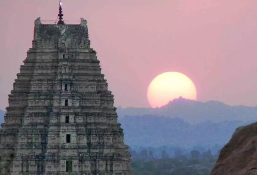 Hotelli Malligi,hampi