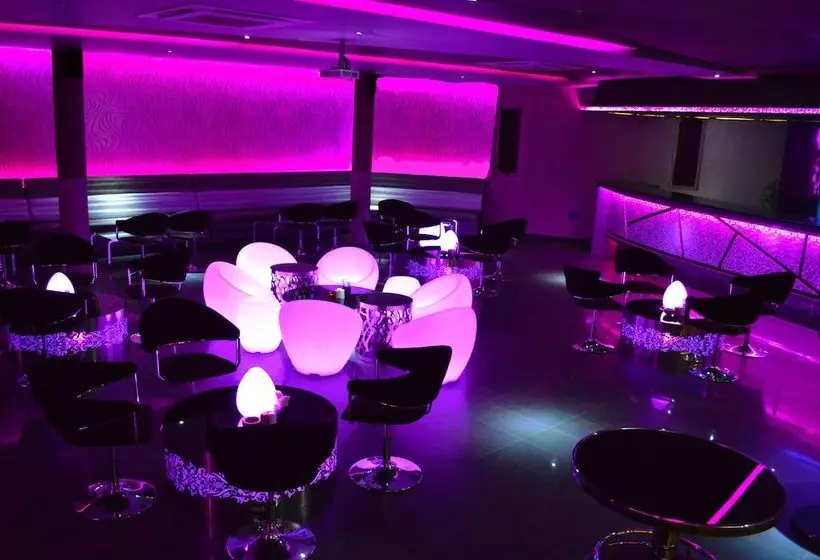 Hotelli Malligi,hampi