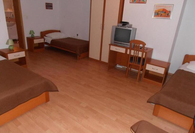 בית מלון כפרי Metković