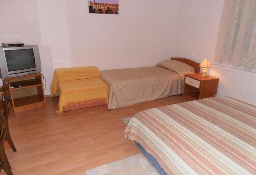 בית מלון כפרי Metković