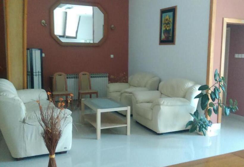 בית מלון כפרי Metković