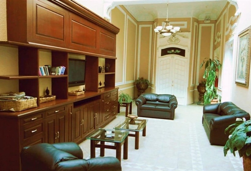 فندق Posada Regis De Guadalajara