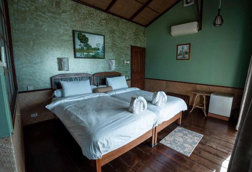 בית מלון כפרי Sala Done Khone