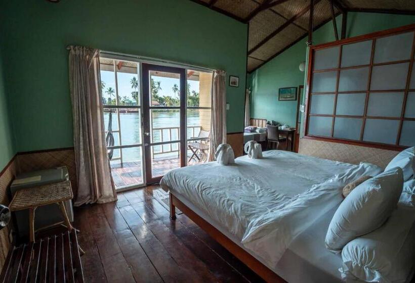 בית מלון כפרי Sala Done Khone