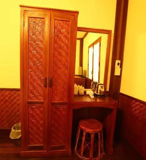 هتل Sala Inpeng Bungalow