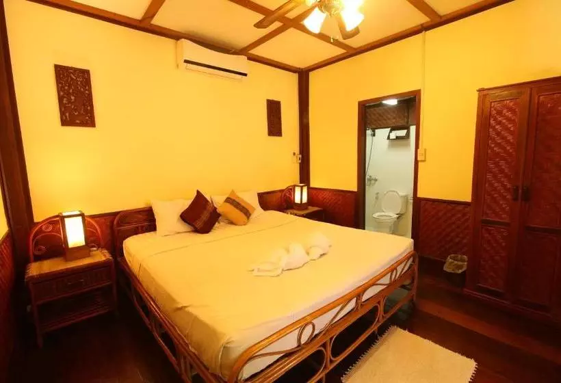 هتل Sala Inpeng Bungalow