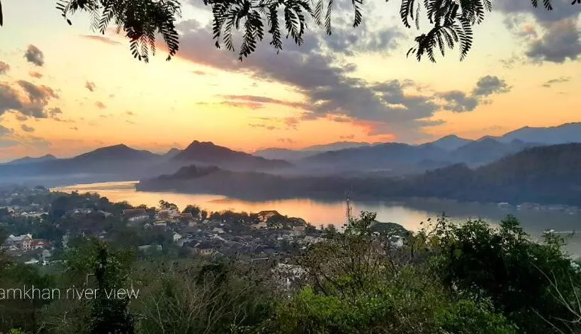 هتل Saynamkhan River View