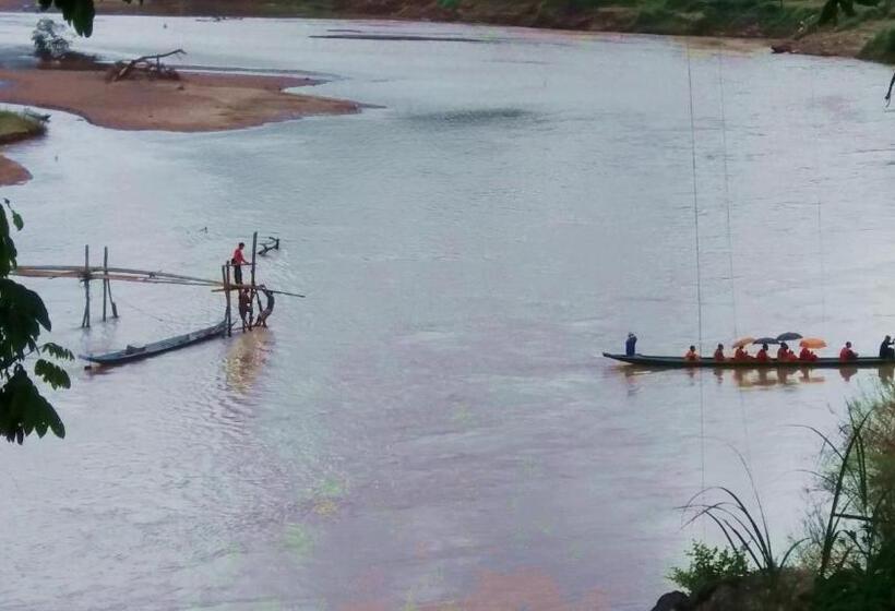 هتل Saynamkhan River View