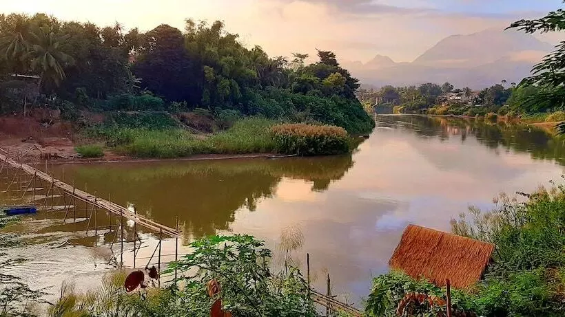 هتل Saynamkhan River View