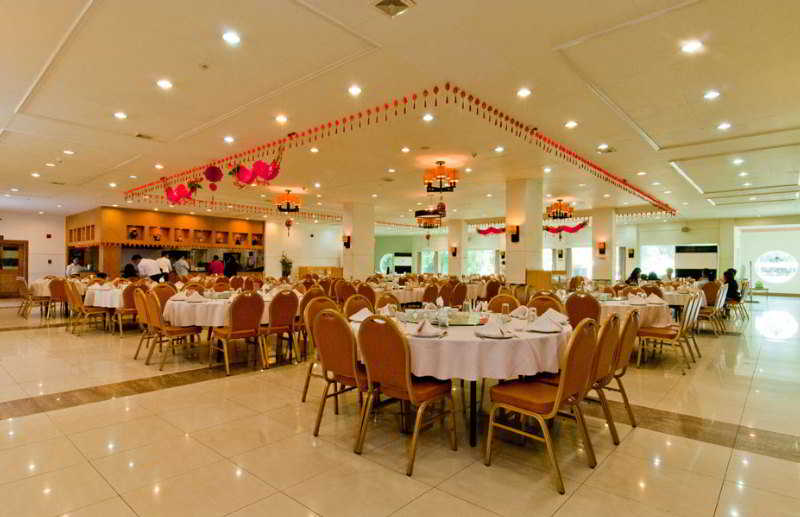 فندق Subic International