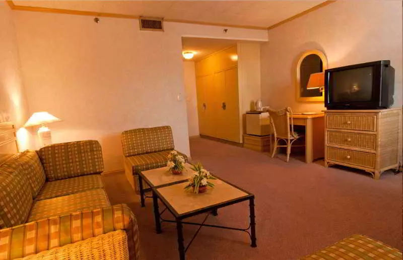 Отель Subic International