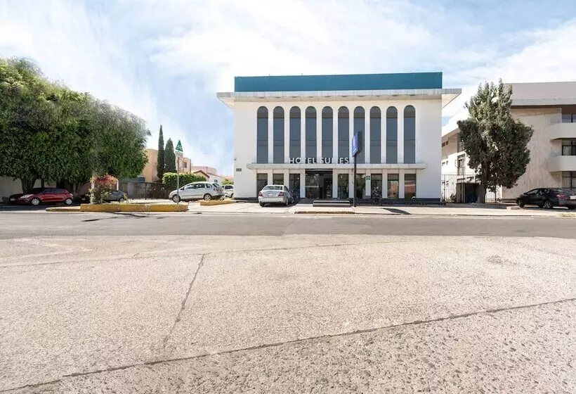 Отель Suites Internacional