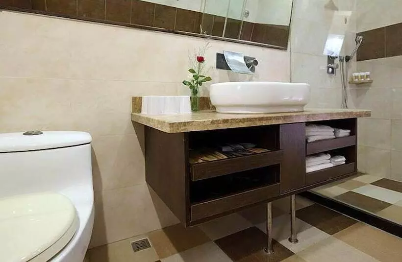 هتل Yi Yuan Resort