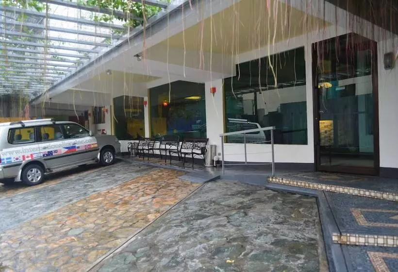 בית מלון כפרי Franchise One