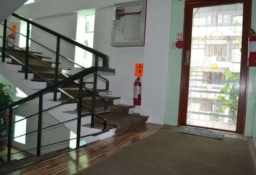 בית מלון כפרי Franchise One