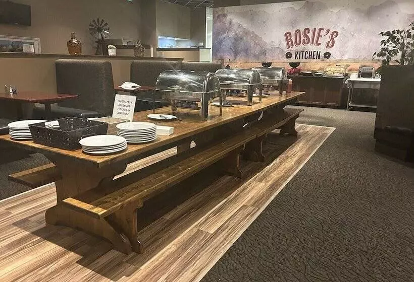 호텔 Camrose Resort Casino