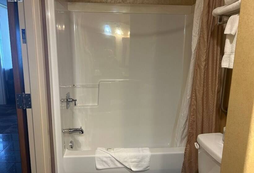 호텔 Camrose Resort Casino