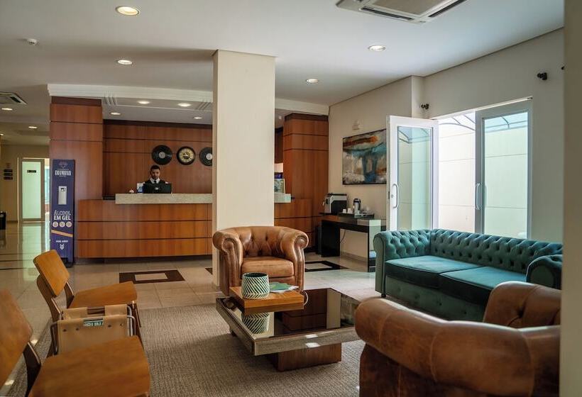 בית מלון כפרי Cianorte Diamond