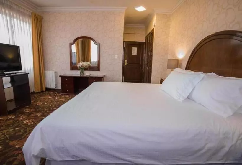 هتل Coloso Potosi