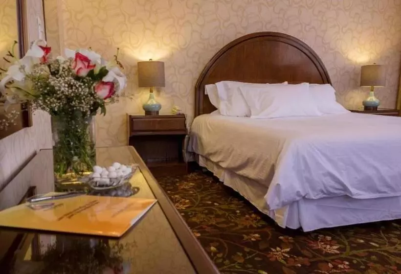 هتل Coloso Potosi