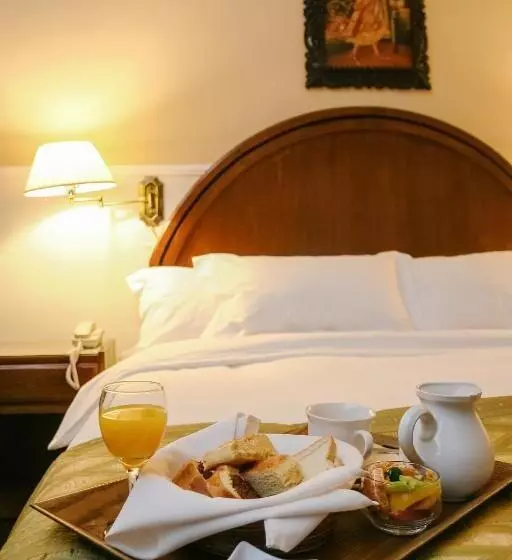 هتل Coloso Potosi