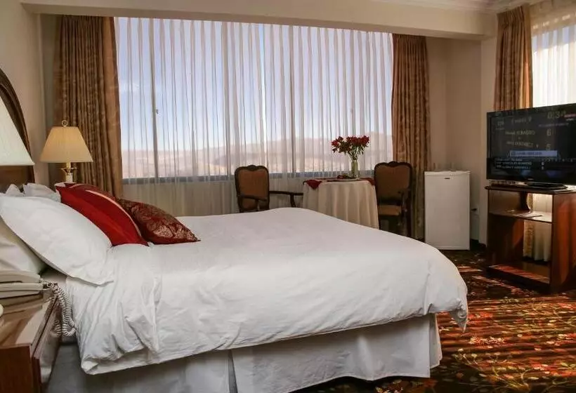 هتل Coloso Potosi