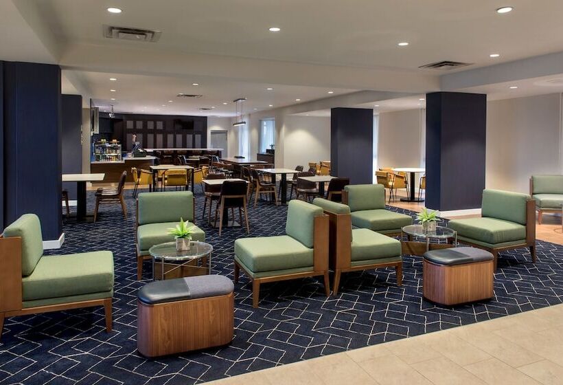 Отель Courtyard By Marriott Basking Ridge