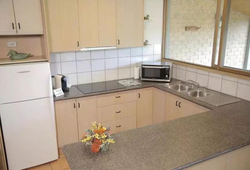 فندق Gipsy Point Lakeside