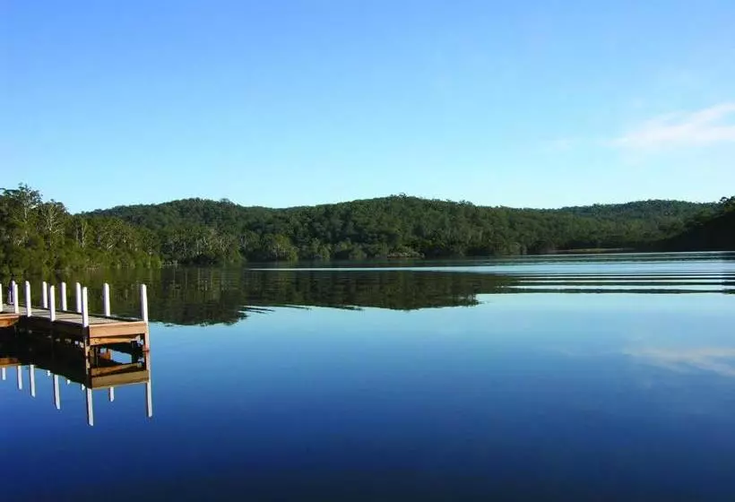 فندق Gipsy Point Lakeside