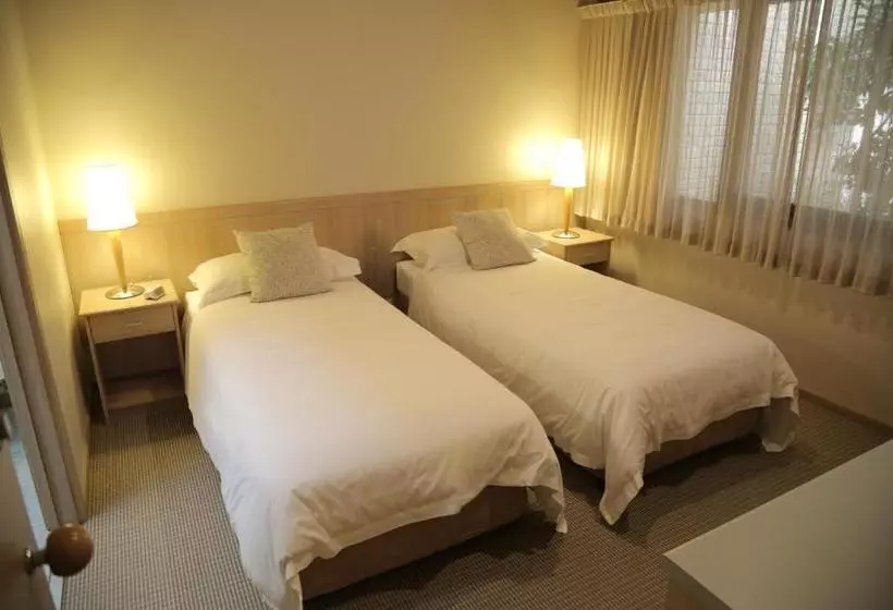 فندق Gipsy Point Lakeside