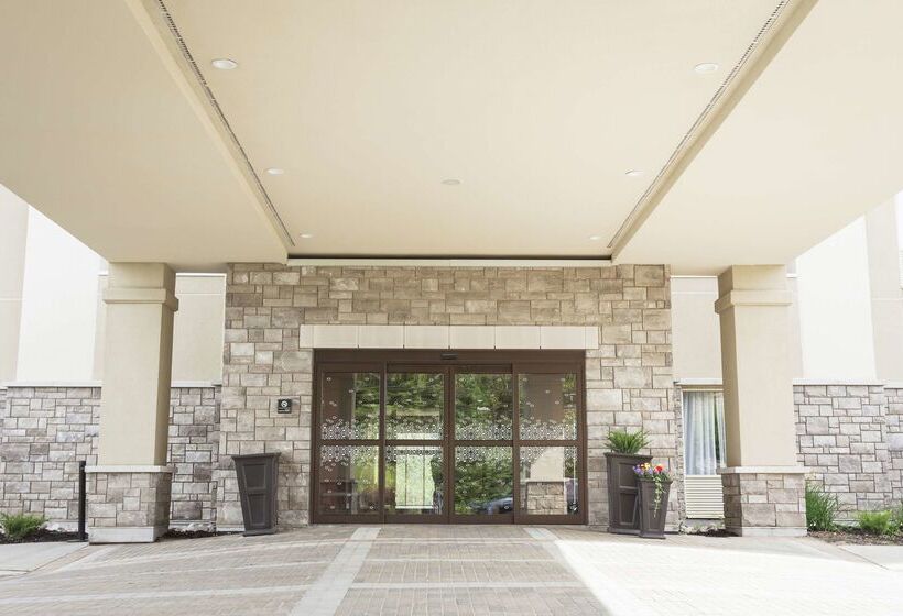 בית מלון כפרי Hampton Inn Elliot Lake