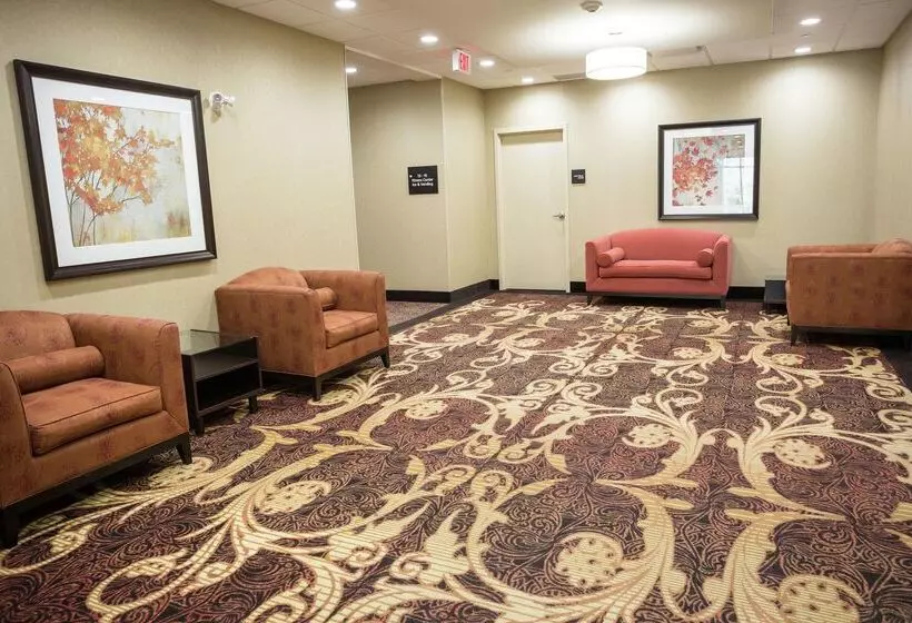 Hotelli Hampton Inn Elliot Lake