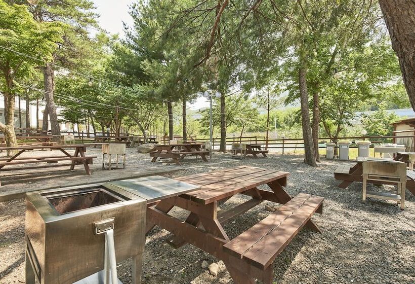 בית מלון כפרי Kumho Seorak Resort