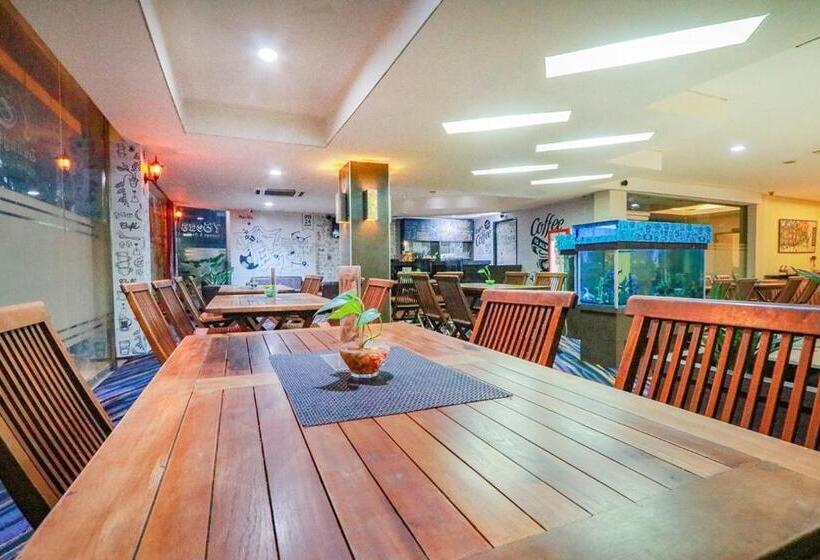 فندق Marlin Pekalongan