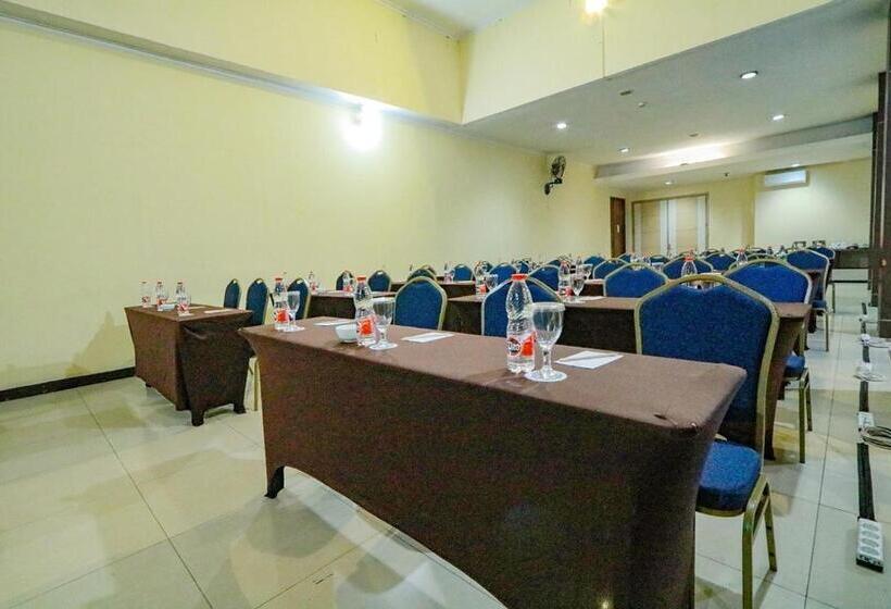 فندق Marlin Pekalongan