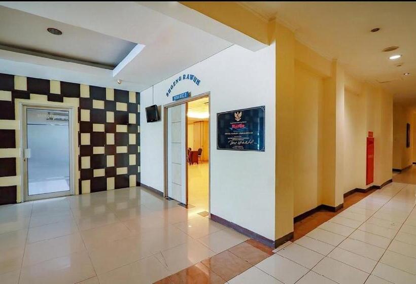 فندق Marlin Pekalongan