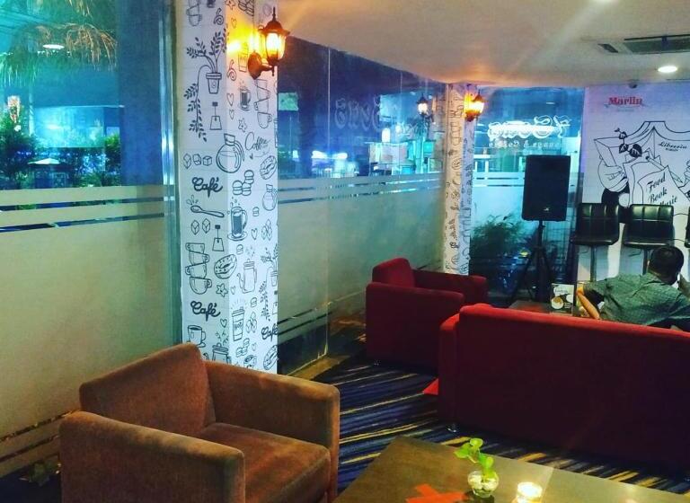 فندق Marlin Pekalongan