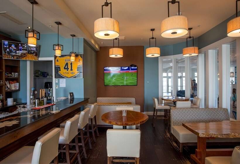 Prestige Oceanfront Resort, Worldhotels Luxury