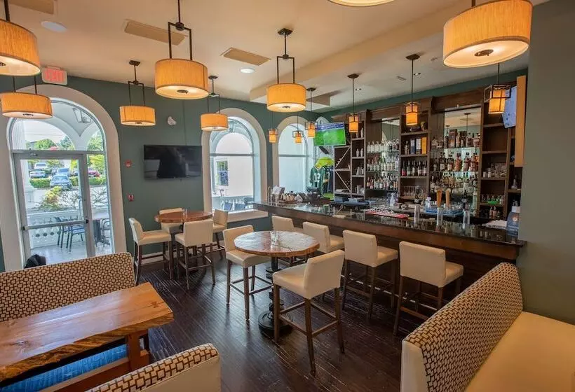 Prestige Oceanfront Resort, Worldhotels Luxury