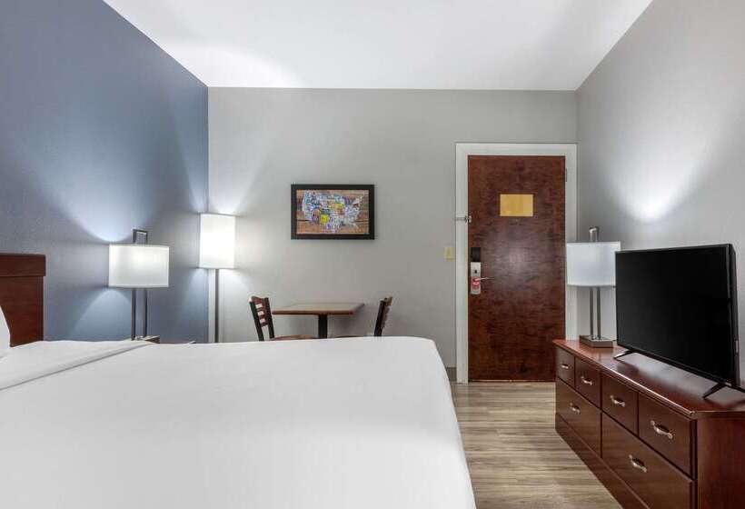 호텔 Quality Inn & Suites