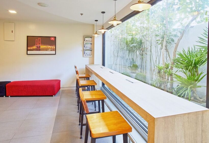 Hotell Red Planet Manila Malate Mabini