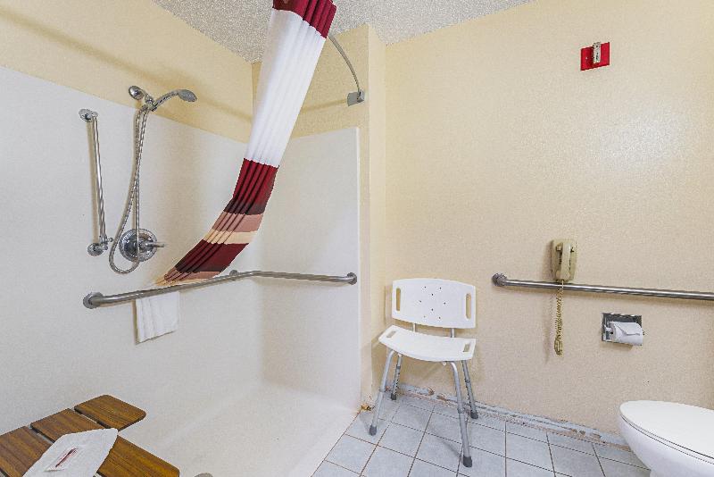 בית מלון כפרי Red Roof Inn Auburn