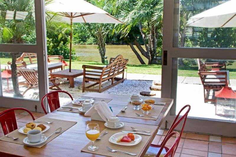 בית מלון כפרי Riverside