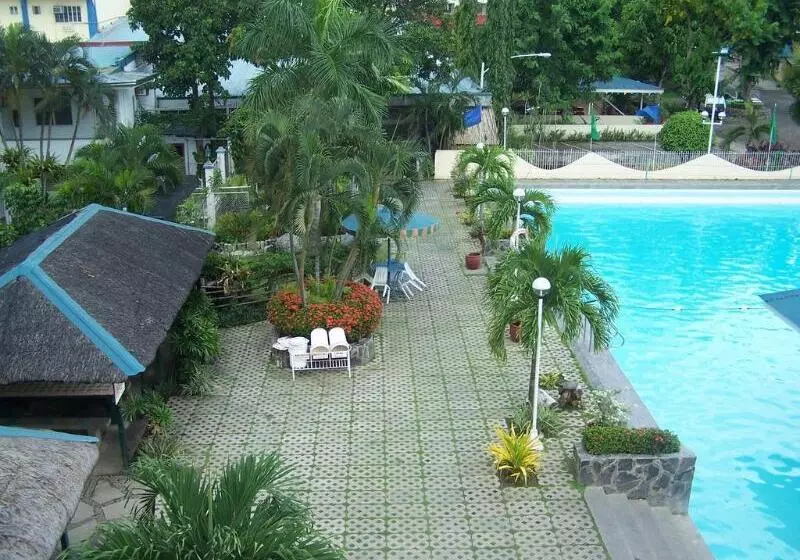 هتل Riverview Resort And Conference Center